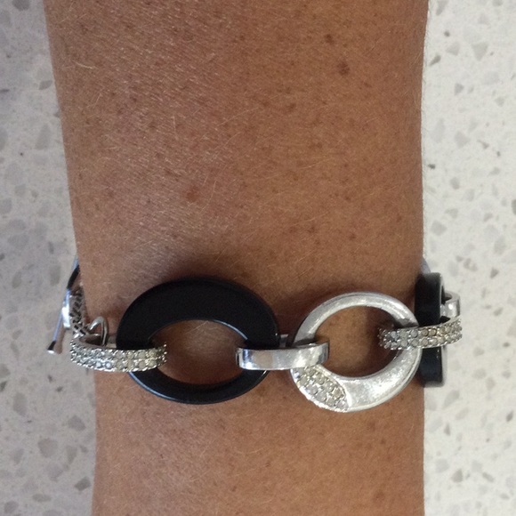 SWAROVSKI BRACELET BLACK AND SILVER - Picture 6 of 6